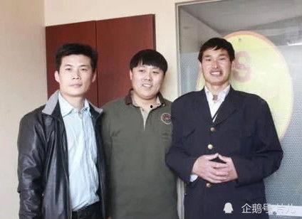 大衣哥和朱之文最新爆料,揭秘娱乐圈背后故事